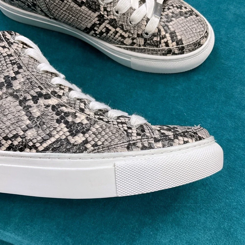 J Slides Sneakers Womens Size 6 Snake Print Ludlow Lace Up Shoes NWOT